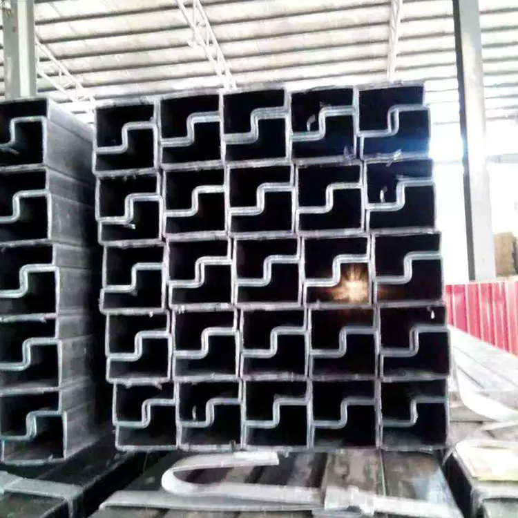 特殊な形状とカスタム構造用鋼管